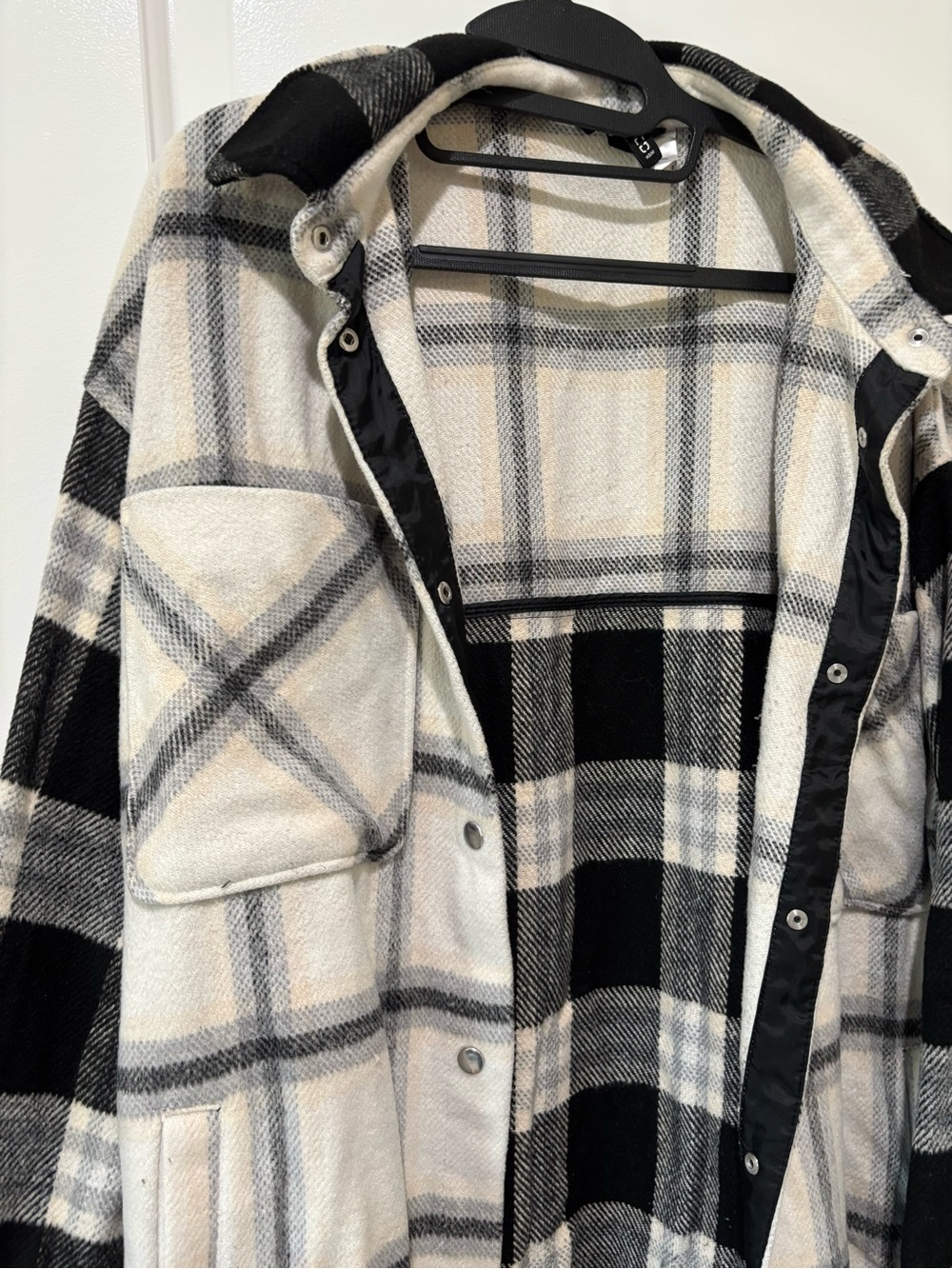 Black and Cream Plaid Shacket - Picture 3 of 7